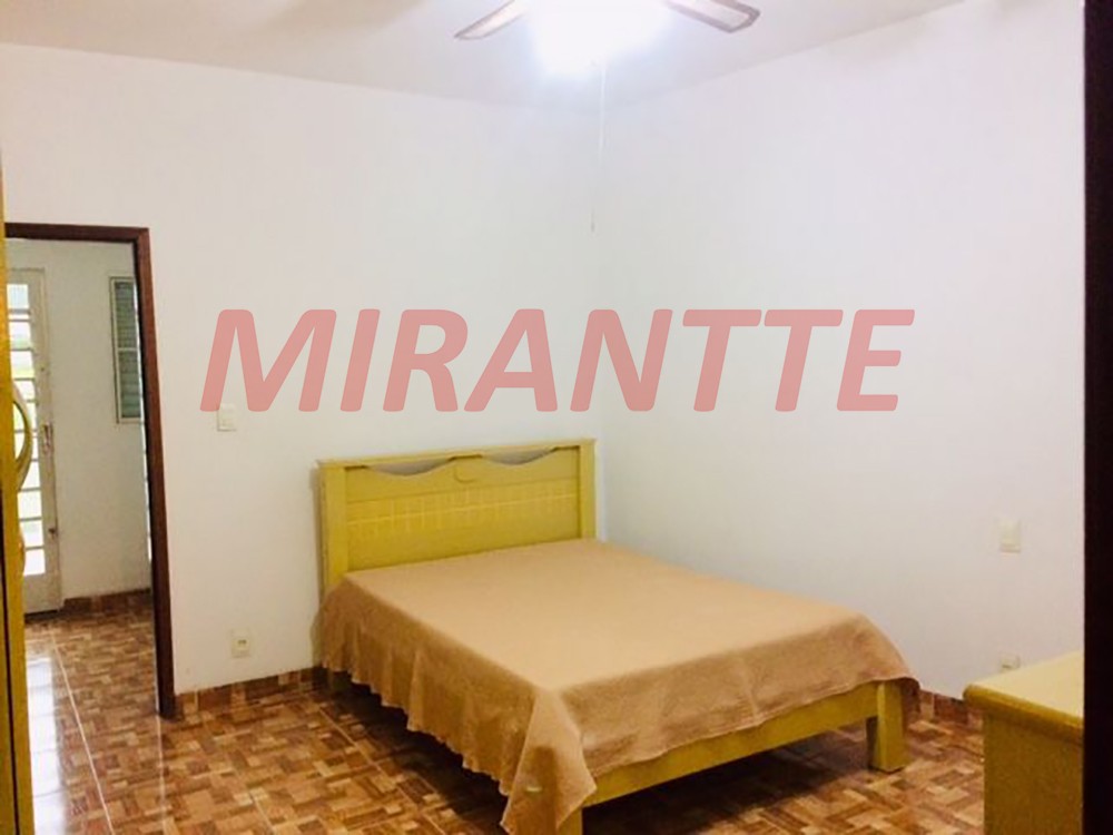 Sobrado de 195m² com 3 quartos em Santana