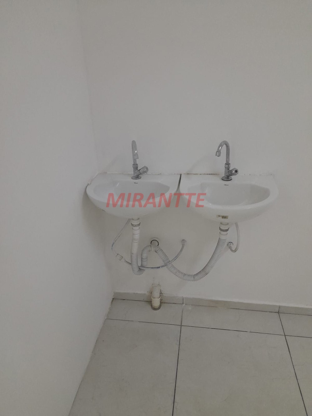 Galpao de 94m² em Cachoeirinha