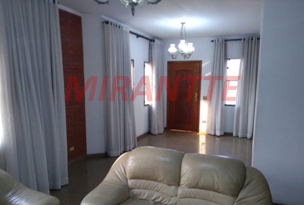 Sobrado de 288m² com 3 quartos em Jaçana