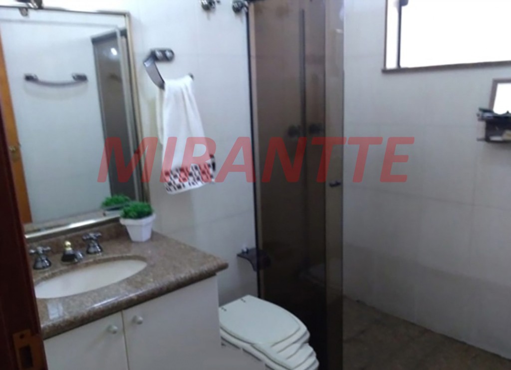 Sobrado de 288m² com 3 quartos em Jaçana