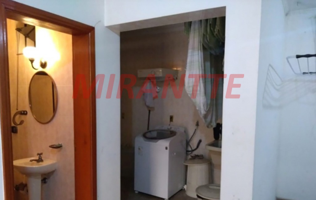 Sobrado de 288m² com 3 quartos em Jaçana