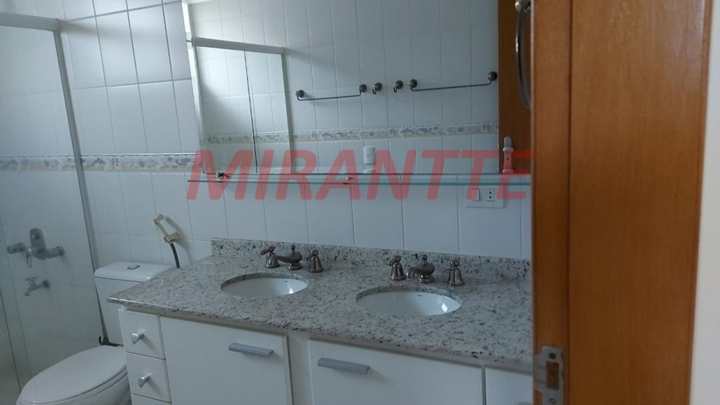 Sobrado de 281m² com 3 quartos em Pirituba