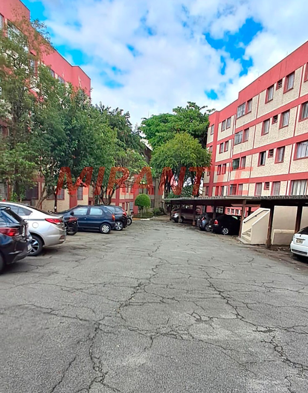Apartamento de 64m² com 3 quartos em Vila Constança