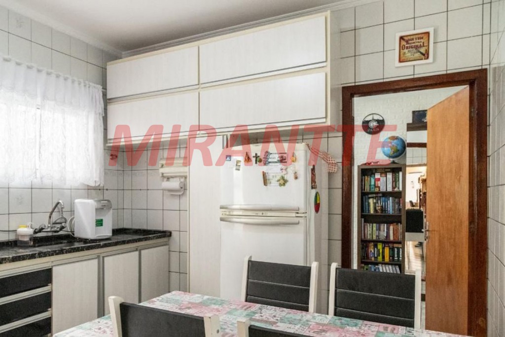 Casa terrea de 120m² com 3 quartos em Vila Nhocune