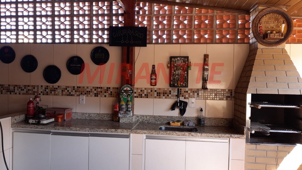 Sobrado de 200m² com 3 quartos em Imirim