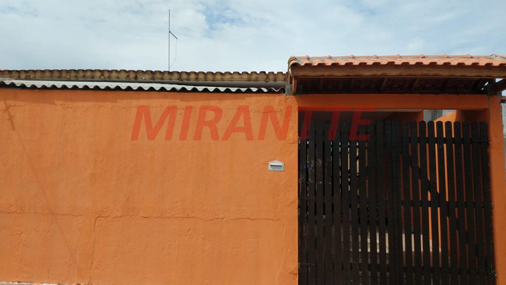 Casa terrea de 138m² com 3 quartos em Jardim Bopiporanga