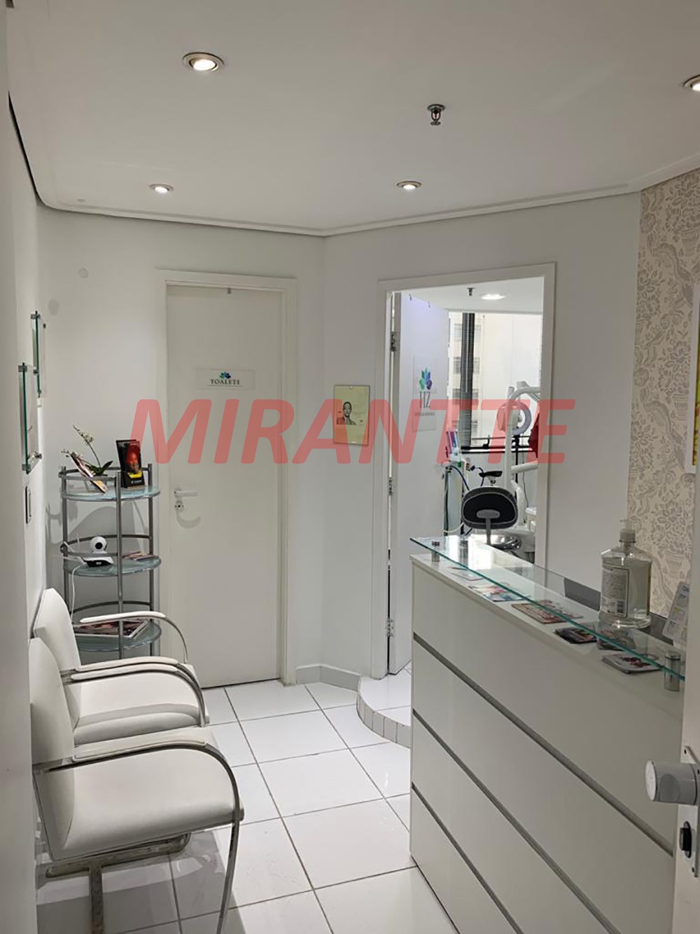 Conjunto comercial em Santana