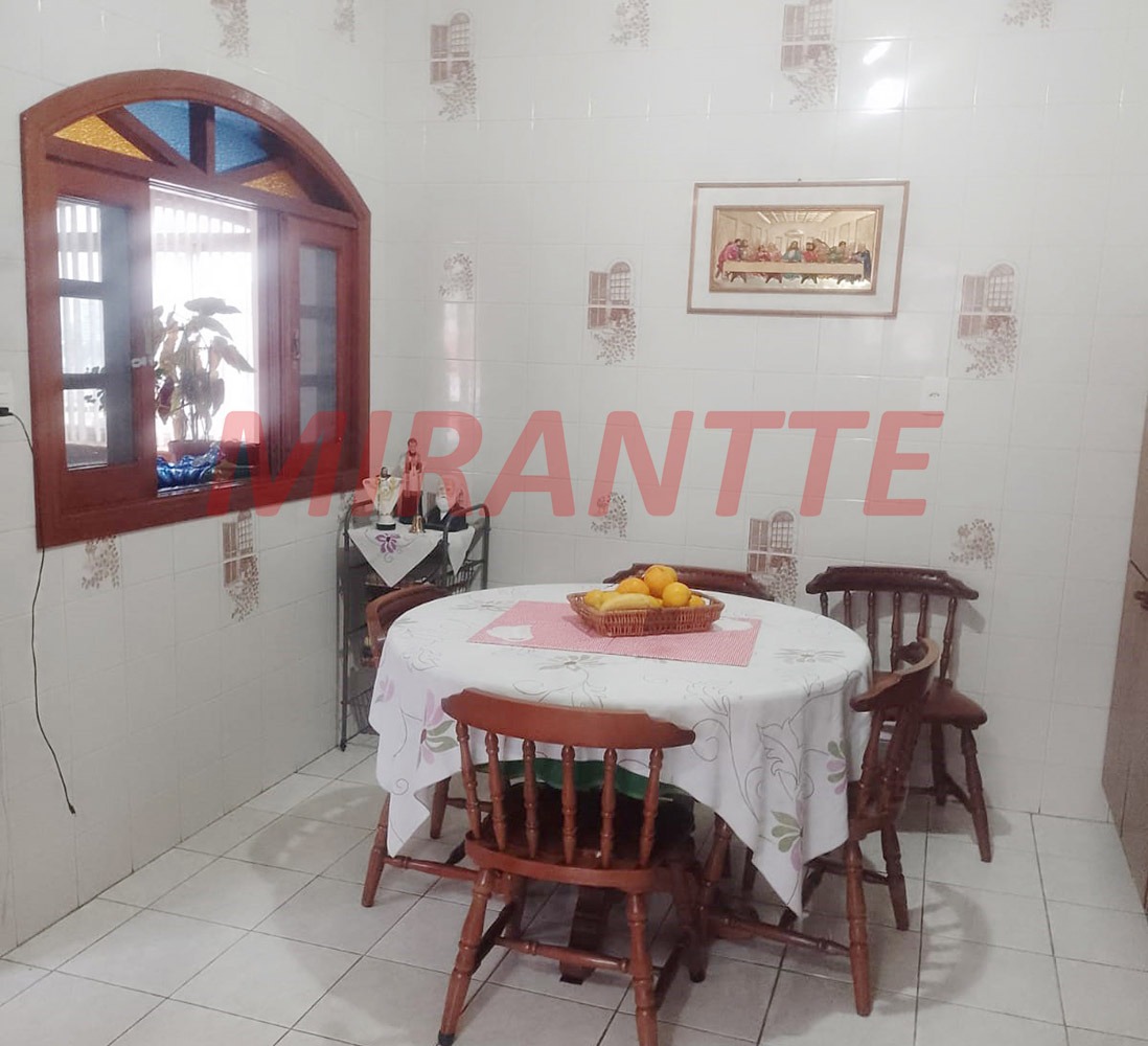 Sobrado de 685m² com 4 quartos em Vila Maria Alta
