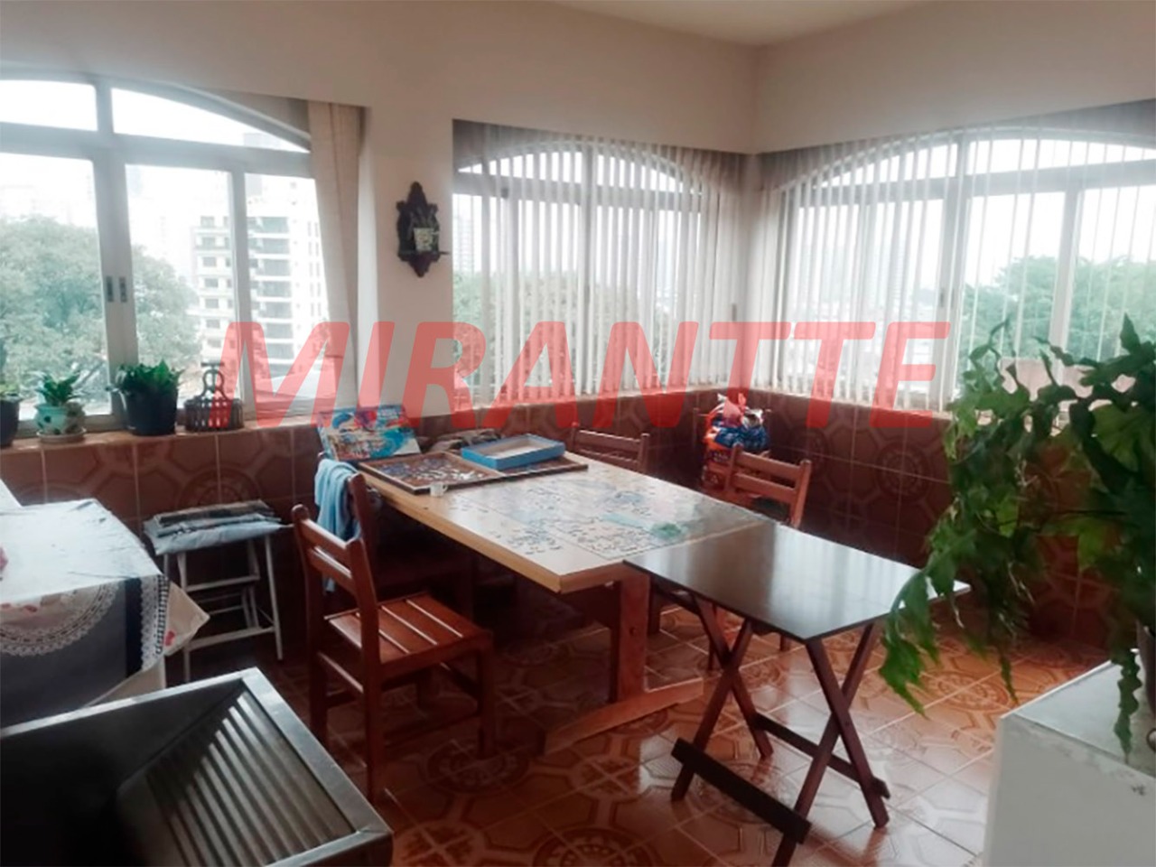 Sobrado de 685m² com 4 quartos em Vila Maria Alta
