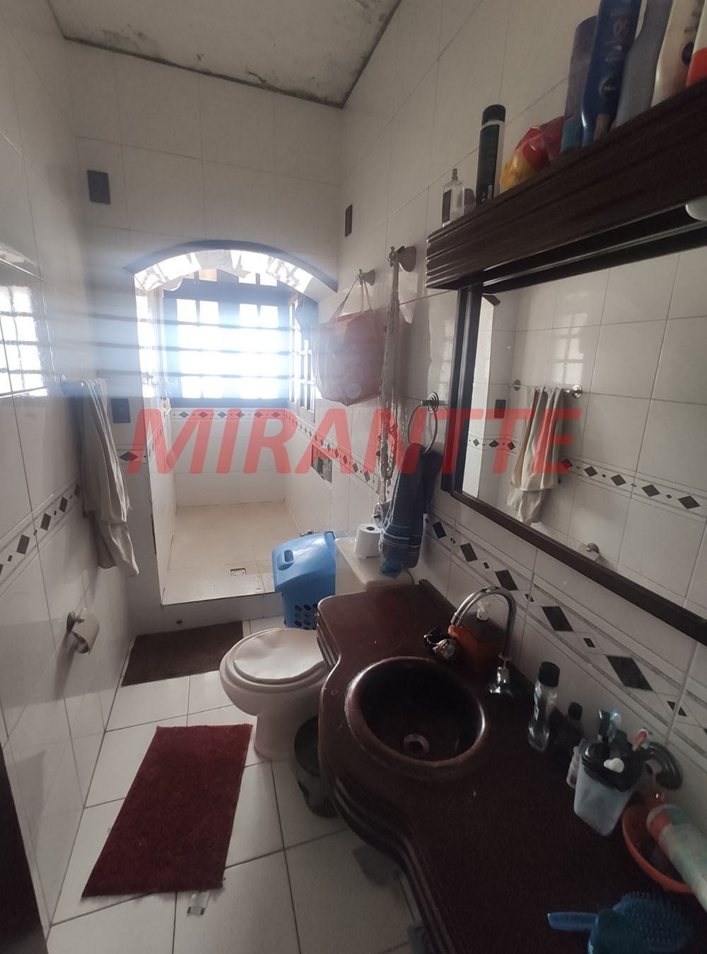 Sobrado de 350m² com 2 quartos em Vila Leonor