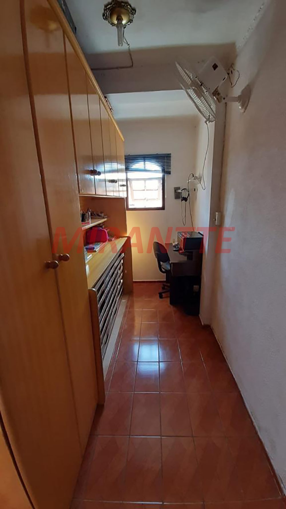 Sobrado de 330m² com 6 quartos em Jardim Santa Clara