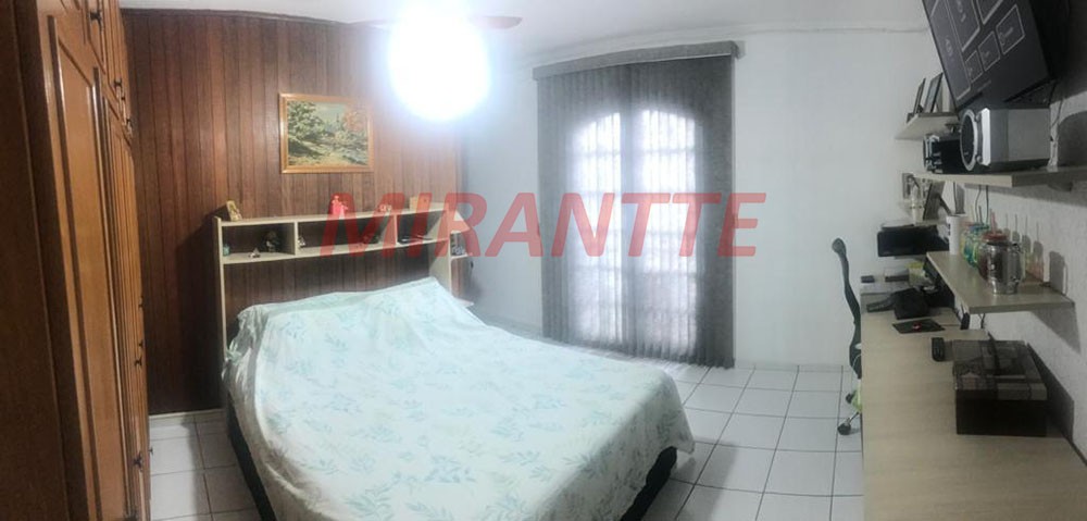 Sobrado de 330m² com 6 quartos em Jardim Santa Clara