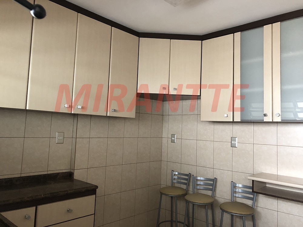 Apartamento com 3 quartos em Santa Cecilia