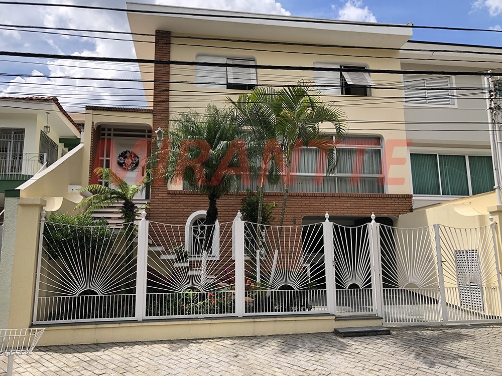 Sobrado de 288m² com 4 quartos em Jardim França