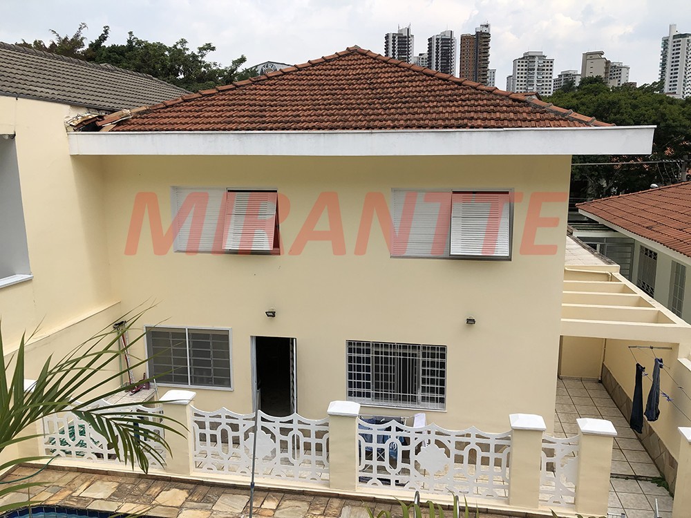 Sobrado de 288m² com 4 quartos em Jardim França