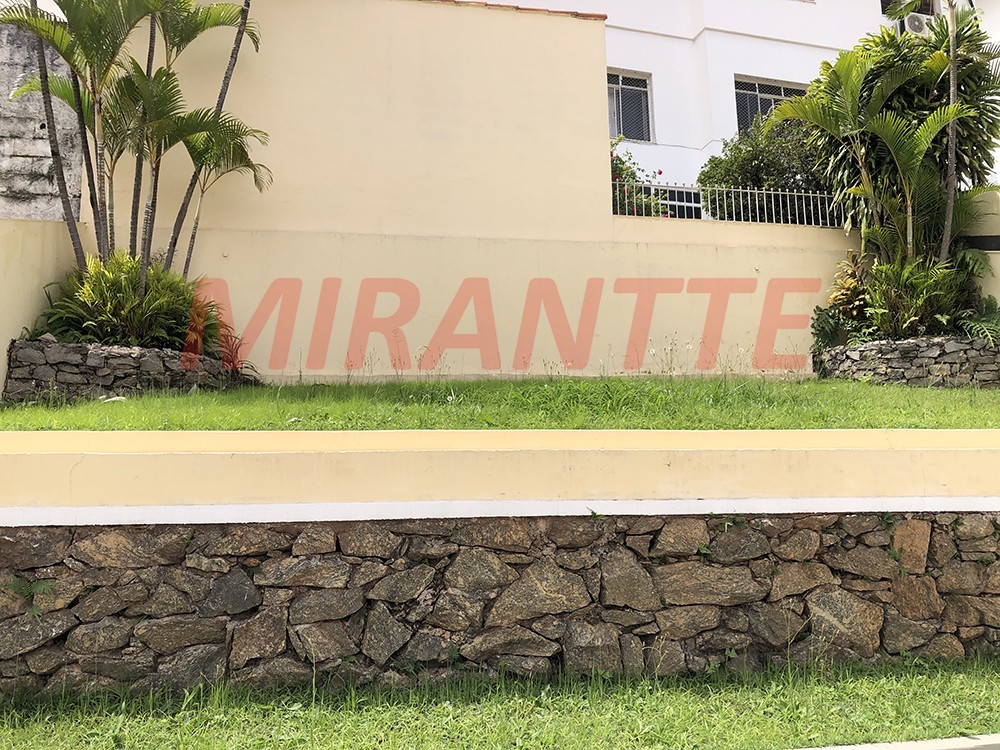 Sobrado de 288m² com 4 quartos em Jardim França
