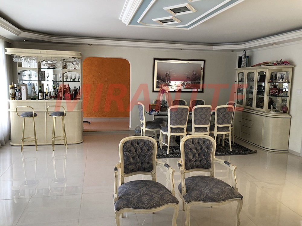 Sobrado de 288m² com 4 quartos em Jardim França