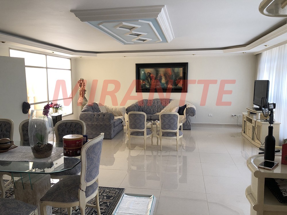 Sobrado de 288m² com 4 quartos em Jardim França