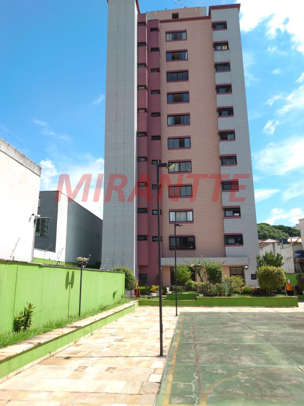 Apartamento de 63m² com 2 quartos em Santana