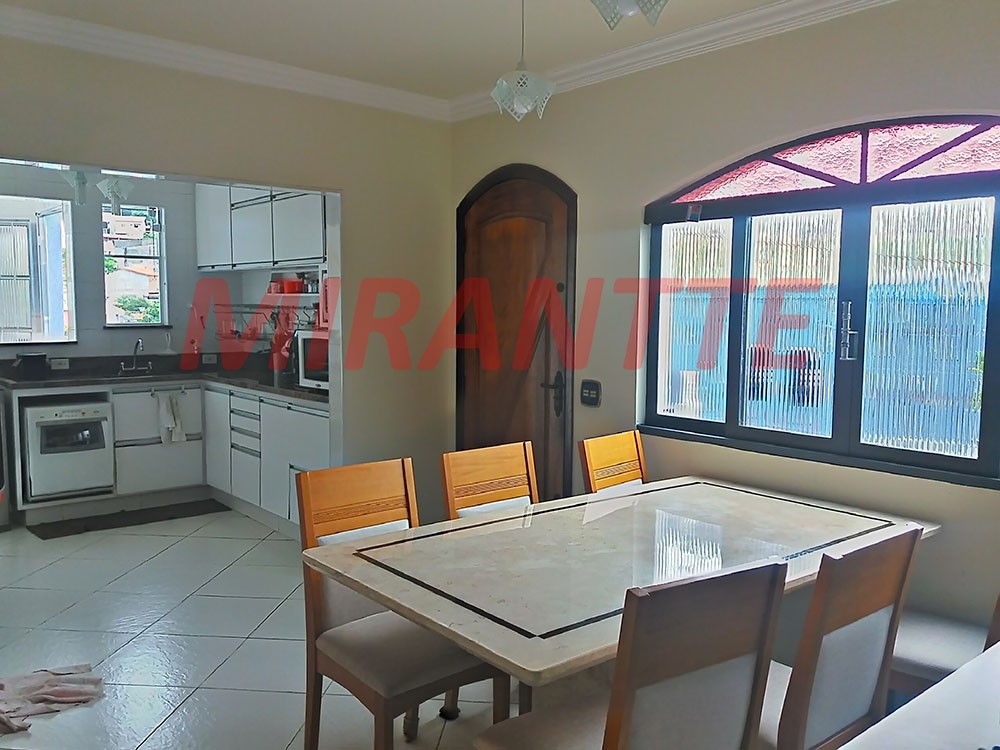 Sobrado de 199m² com 3 quartos em Parque Casa De Pedra
