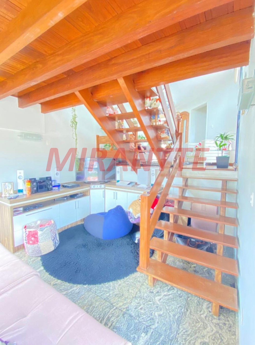 Apartamento de 180m² com 3 quartos em Água Fria
