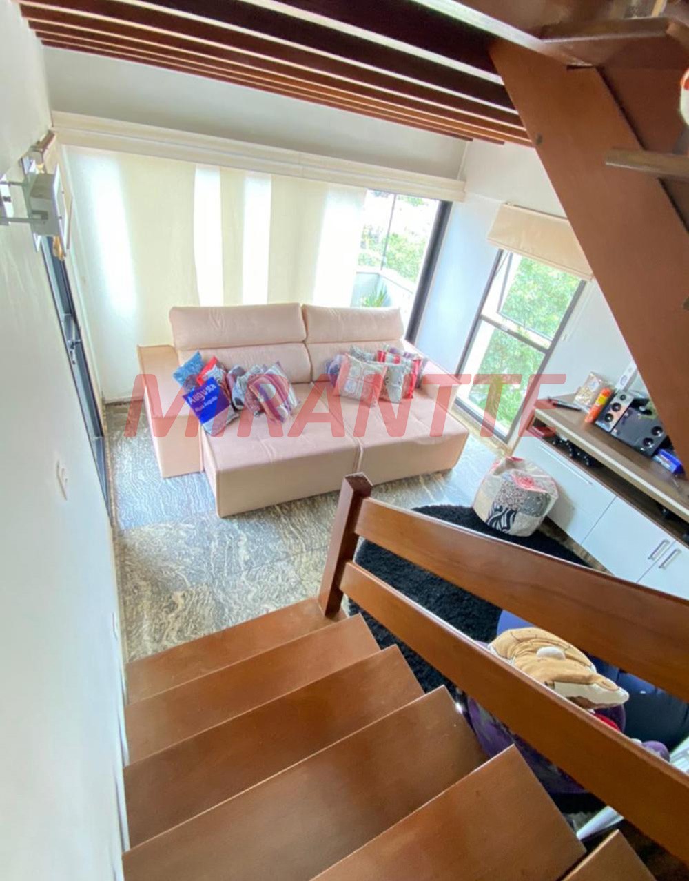 Apartamento de 180m² com 3 quartos em Água Fria