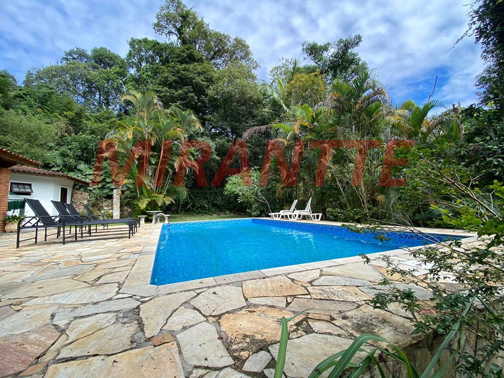 Sobrado de 237m² com 3 quartos em Serra da Cantareira