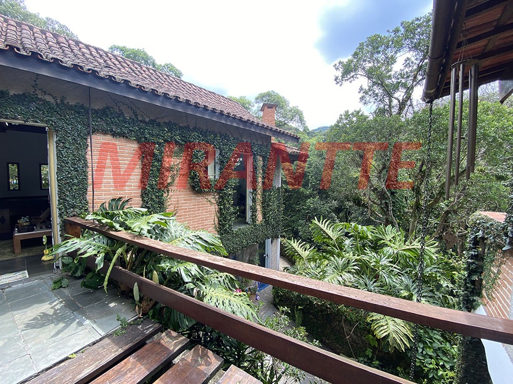 Sobrado de 237m² com 3 quartos em Serra da Cantareira