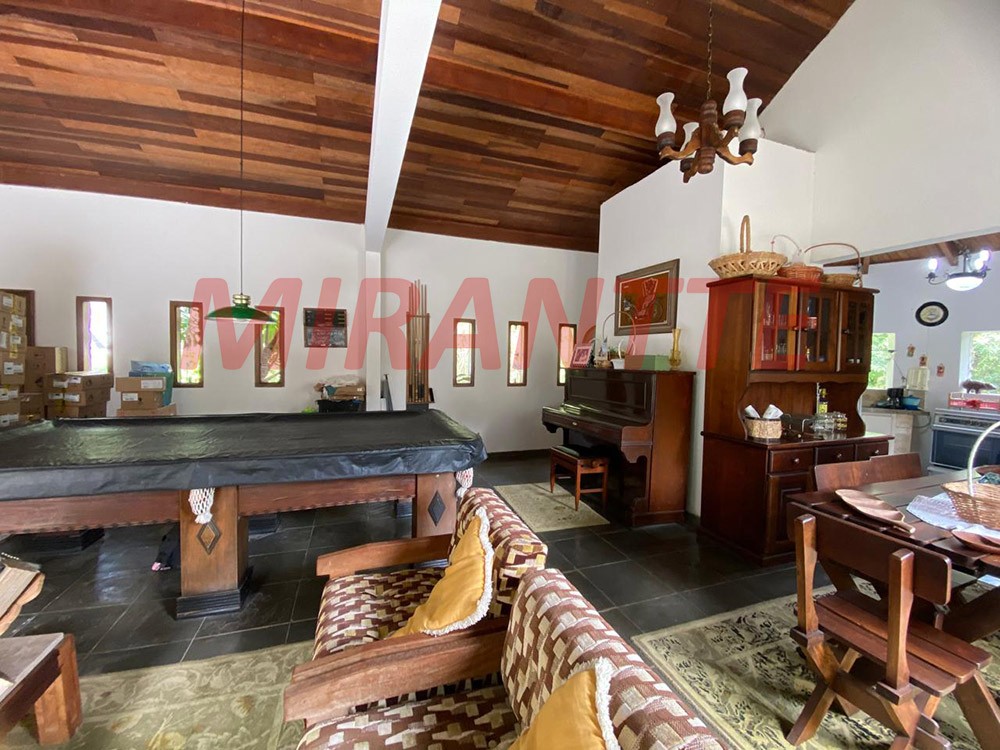 Sobrado de 237m² com 3 quartos em Serra da Cantareira