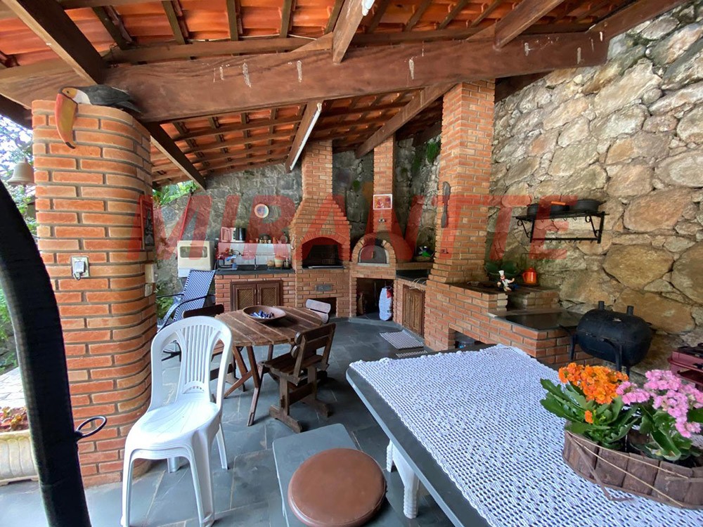 Sobrado de 237m² com 3 quartos em Serra da Cantareira