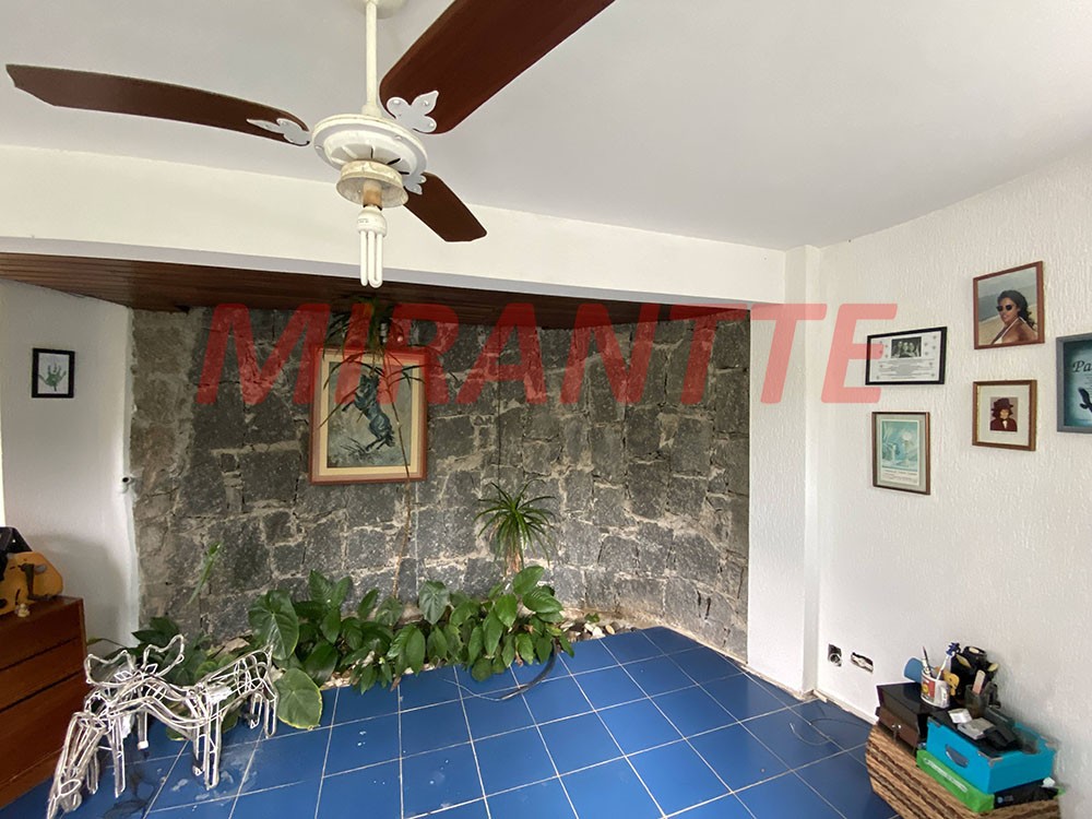 Sobrado de 237m² com 3 quartos em Serra da Cantareira