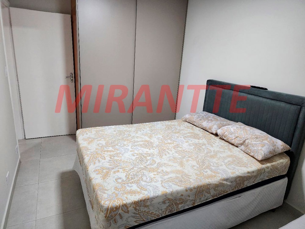 Apartamento com 2 quartos em Água Fria