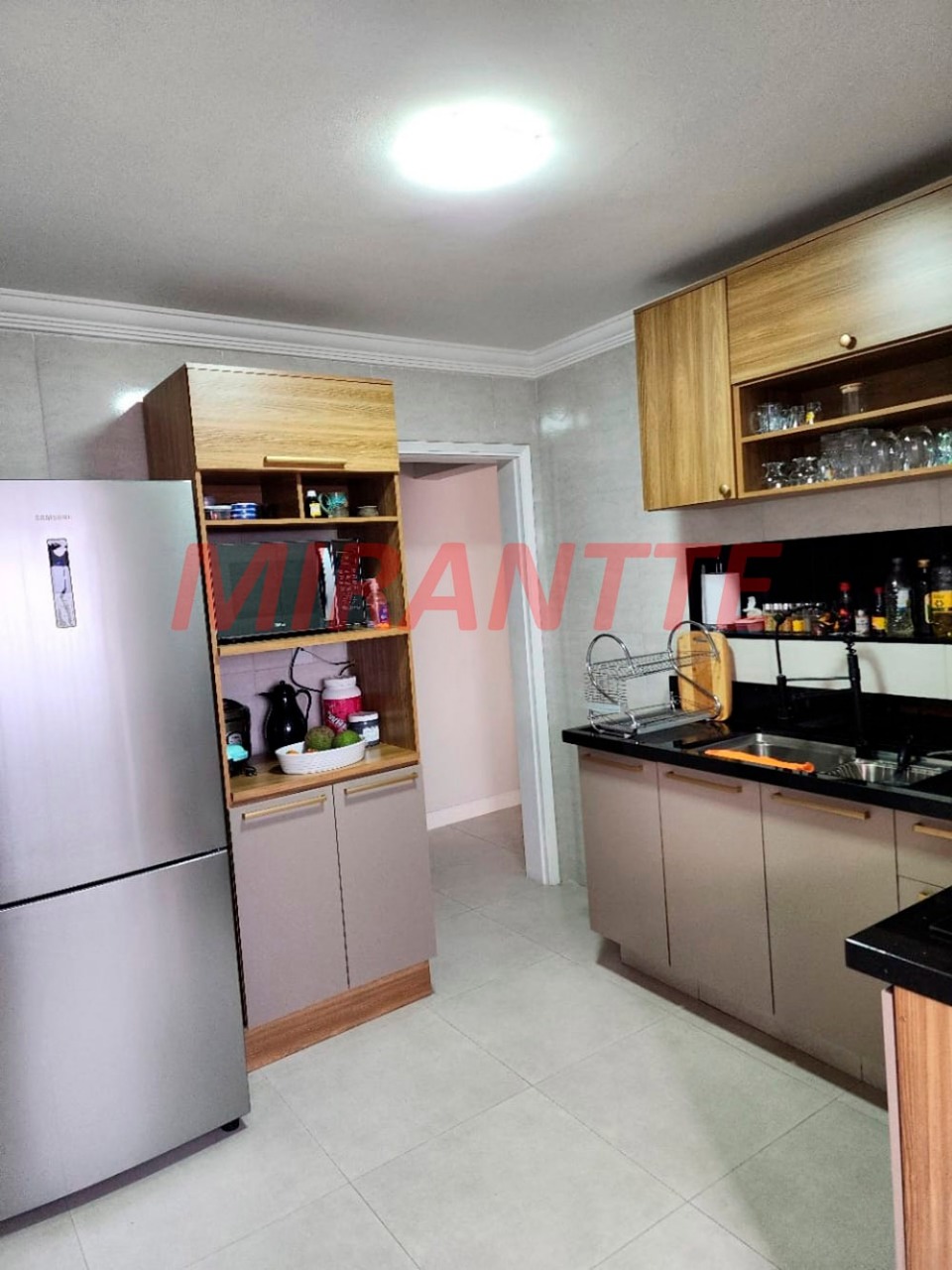 Apartamento com 2 quartos em Água Fria