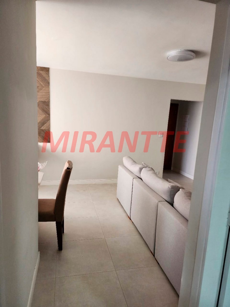 Apartamento com 2 quartos em Água Fria