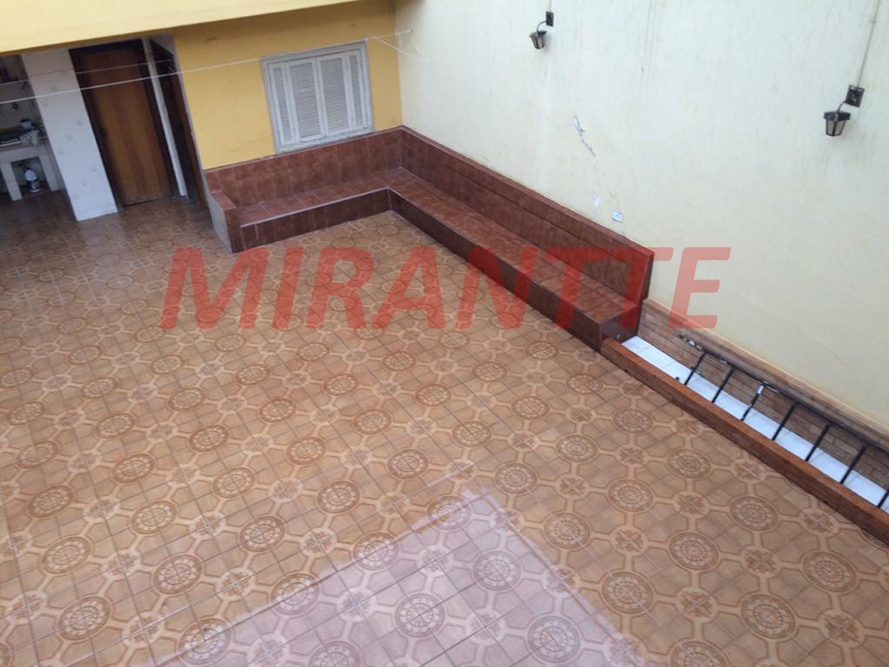 Sobrado de 273m² com 3 quartos em Barro Branco