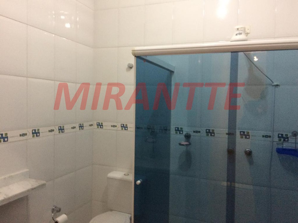 Sobrado de 273m² com 3 quartos em Barro Branco