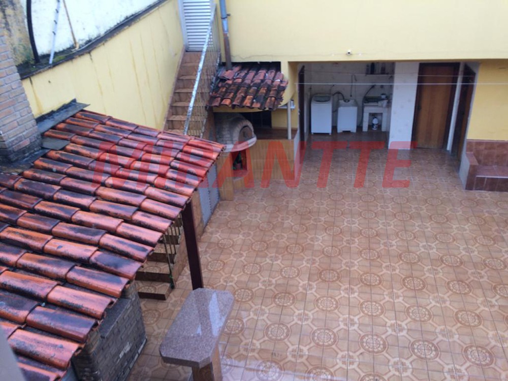 Sobrado de 273m² com 3 quartos em Barro Branco