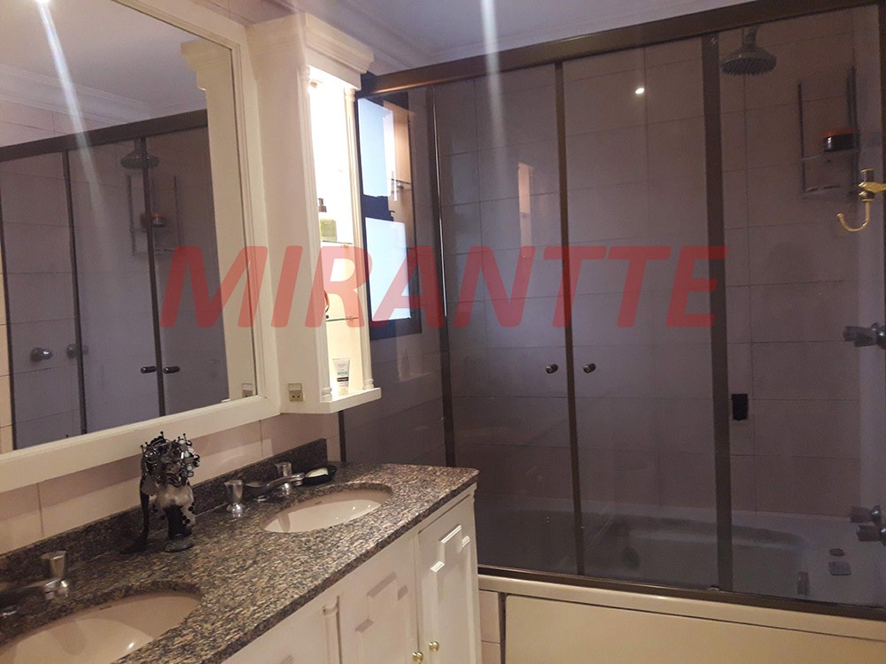 Apartamento de 132m² com 3 quartos em Santa Terezinha