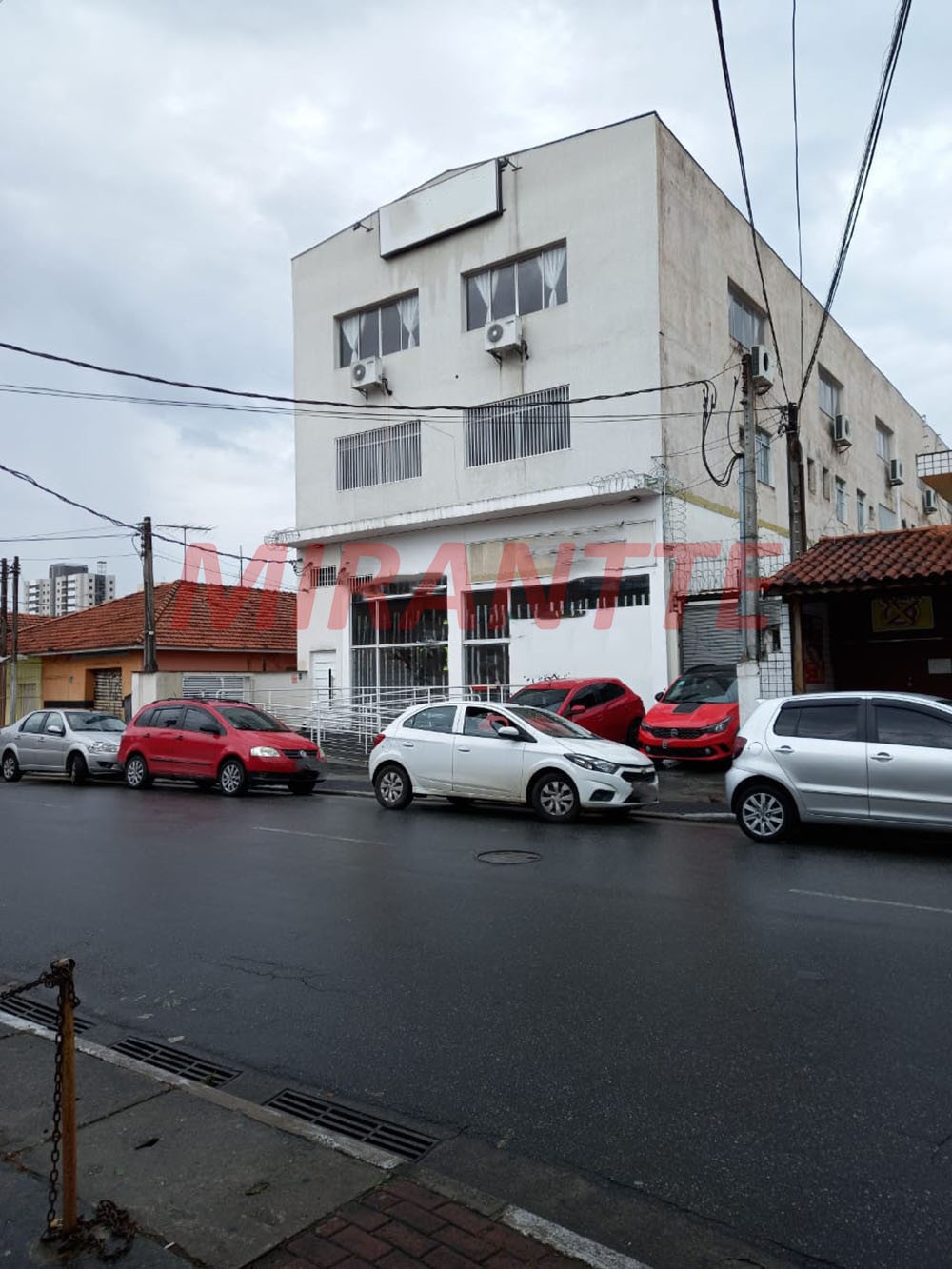 Comercial de 480m² em Vila Galvão