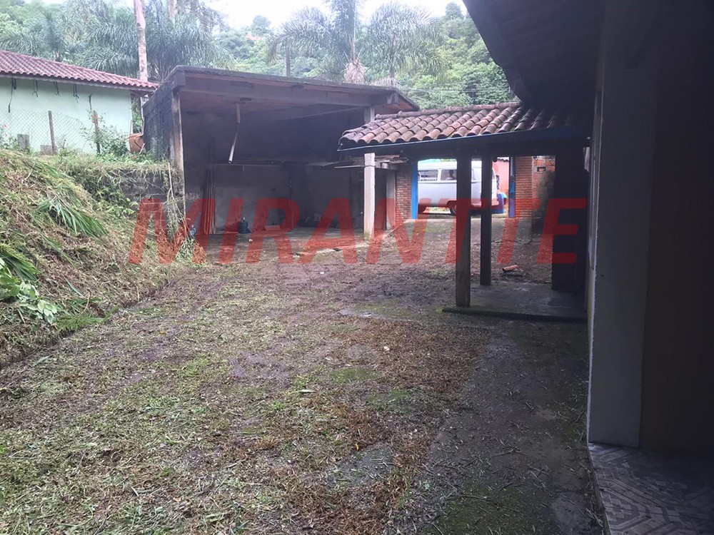 Casa terrea de 250m² com 3 quartos em Serra da Cantareira