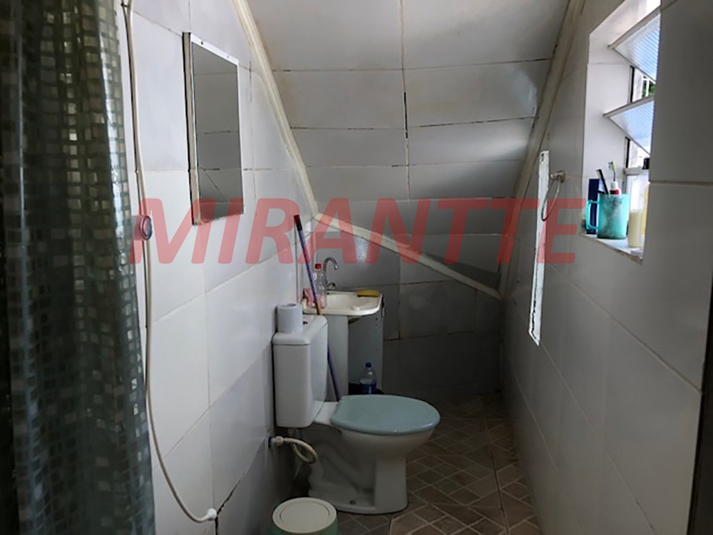 Sobrado de 195m² com 6 quartos em Santana