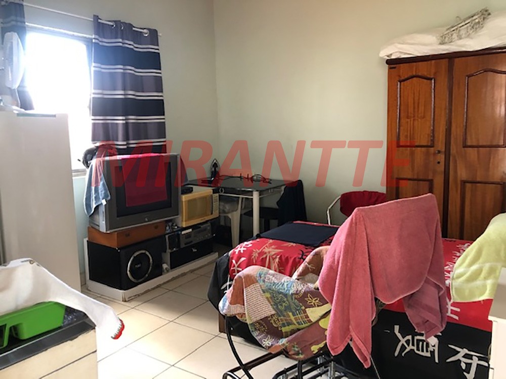 Sobrado de 195m² com 6 quartos em Santana