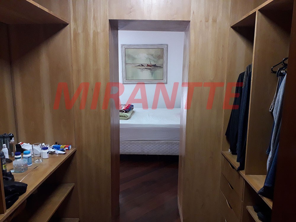 Sobrado de 450m² com 6 quartos em Jardim Leonor Mendes De Barros