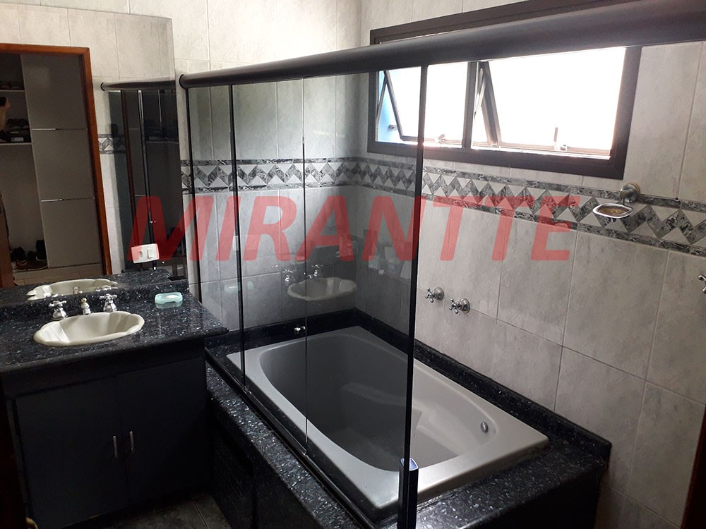 Sobrado de 450m² com 6 quartos em Jardim Leonor Mendes De Barros
