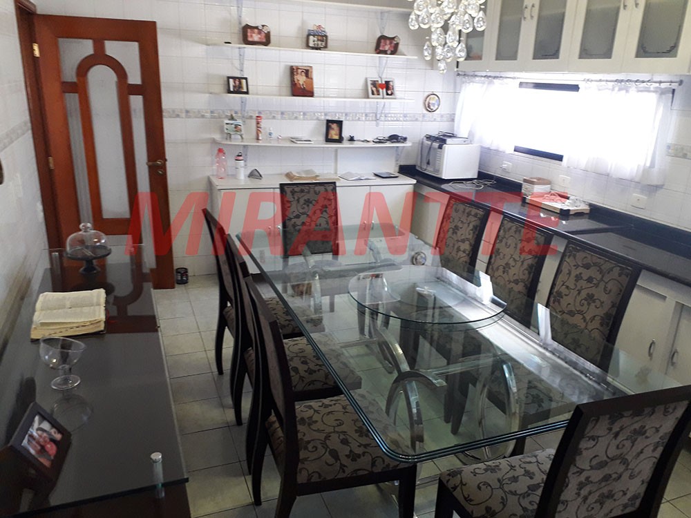 Sobrado de 450m² com 6 quartos em Jardim Leonor Mendes De Barros