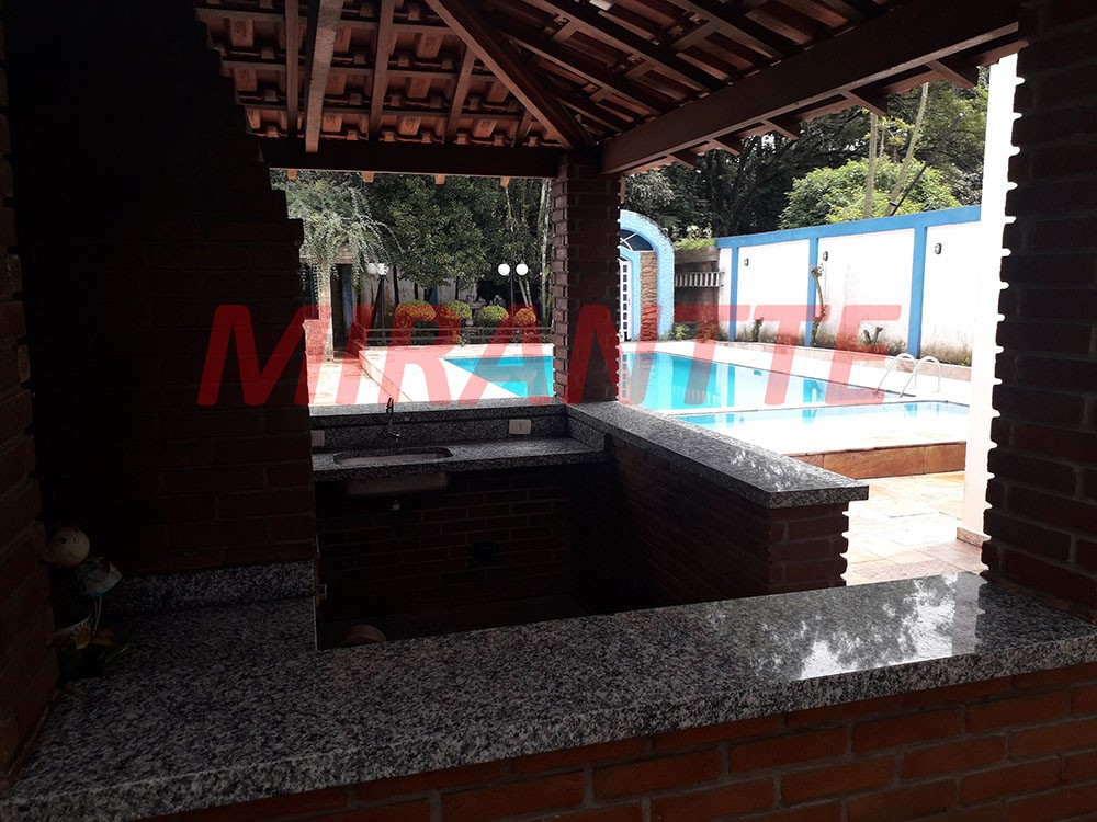 Sobrado de 450m² com 6 quartos em Jardim Leonor Mendes De Barros