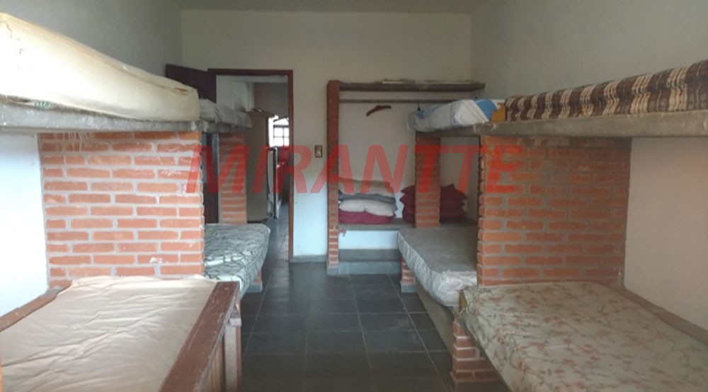 ChÁcara com 3 quartos em Centro