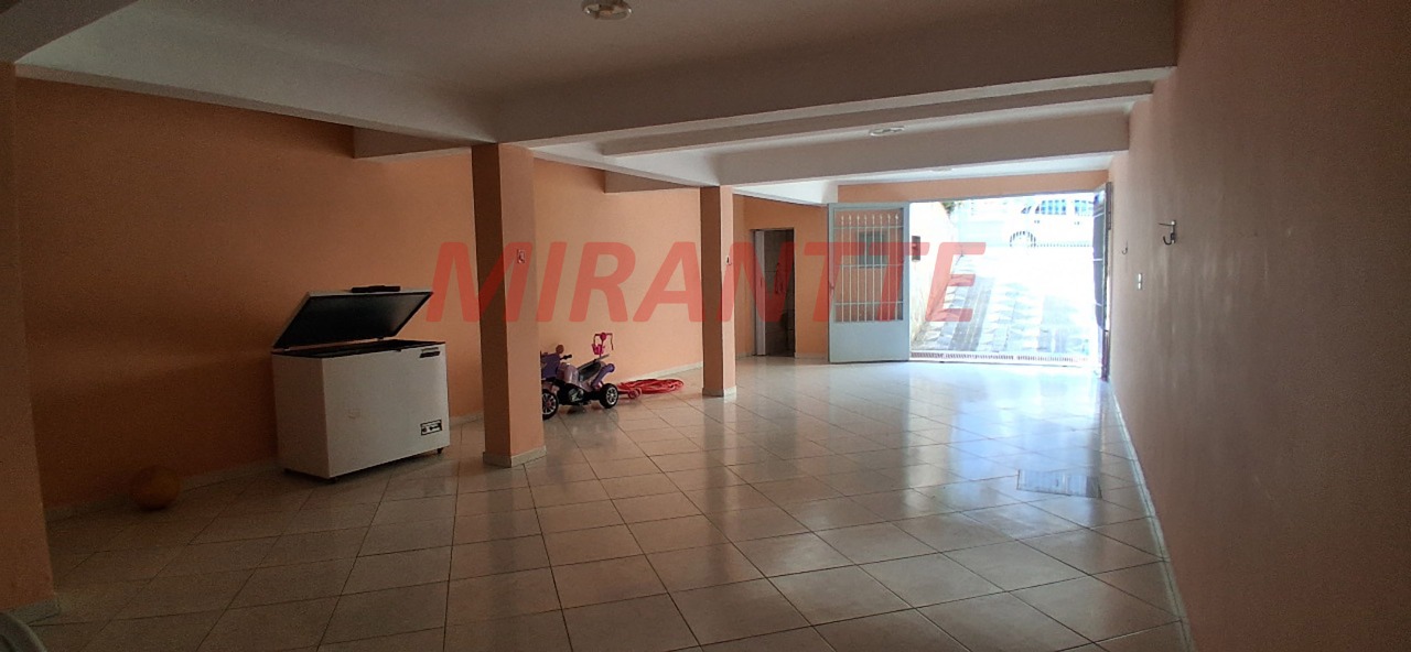 Sobrado de 204m² com 4 quartos em Vila Maria Alta
