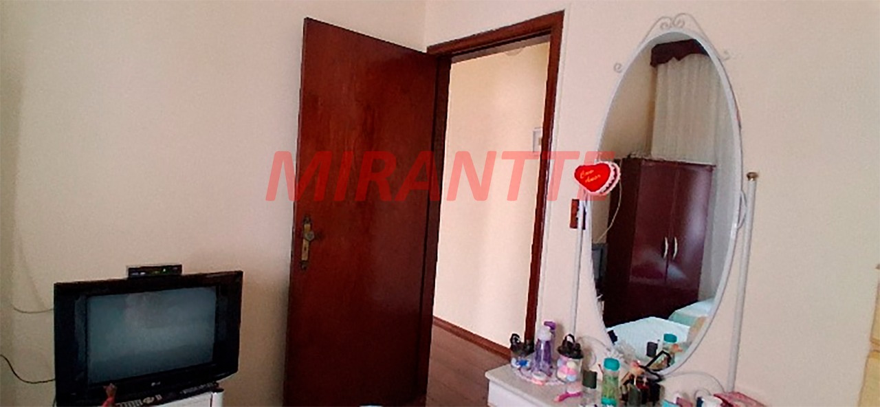 Sobrado de 204m² com 4 quartos em Vila Maria Alta