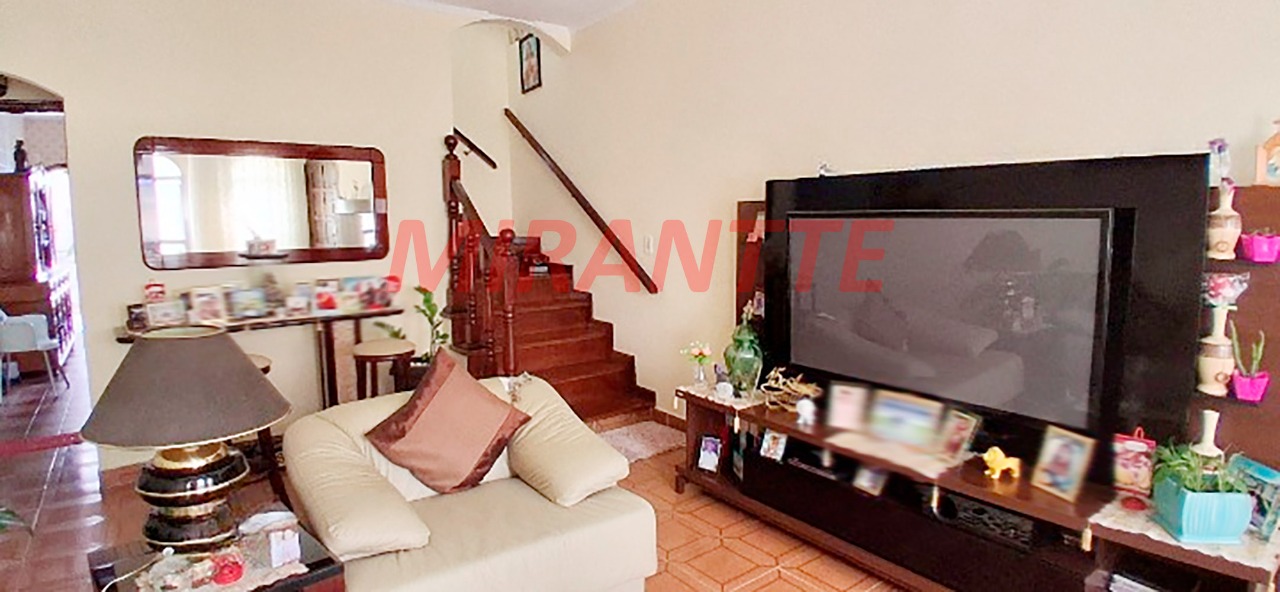Sobrado de 204m² com 4 quartos em Vila Maria Alta